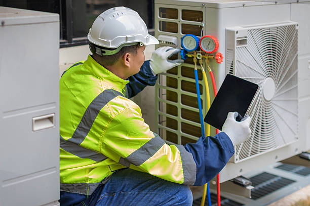 Professional Hvac technician working in Haskell, TX